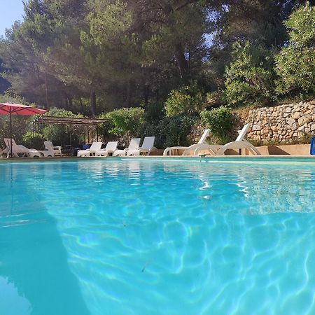 Villa Cigalons En Pleine Pinede Avec Piscine Chauffee De Mai A Septembre Auriol Exteriör bild