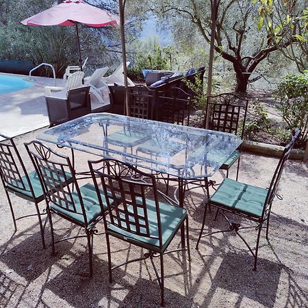 Villa Cigalons En Pleine Pinede Avec Piscine Chauffee De Mai A Septembre Auriol Exteriör bild