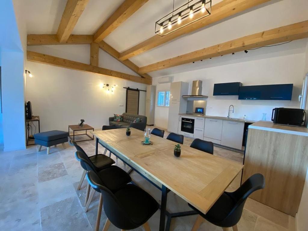 Villa Cigalons En Pleine Pinede Avec Piscine Chauffee De Mai A Septembre Auriol Exteriör bild