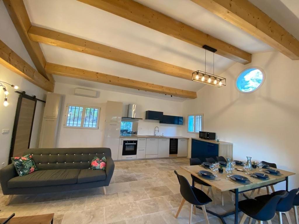 Villa Cigalons En Pleine Pinede Avec Piscine Chauffee De Mai A Septembre Auriol Exteriör bild